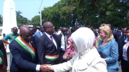 Emine Erdoğan Grand Bassam Yetimhanesini Ziyaret Etti - Fildişi