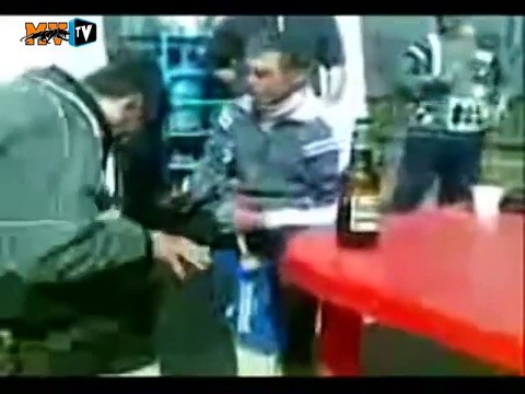 Faze comice 2016 -Cea mai tare bataie cu lingura -Mori de ras _))