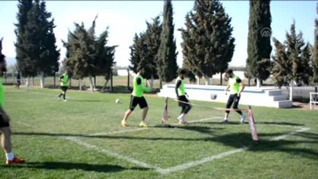 Akhisar Belediyespor Teknik Direktörü Arslan