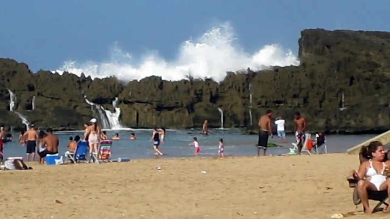 Massive Waves at Playa Puerto Nuevo in Vega Baja
