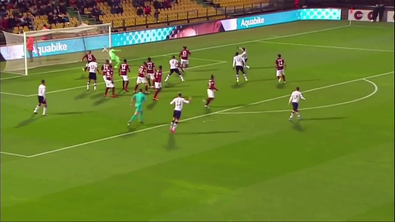 Rouge et Noir : Des nouvelles d'Adrien Hunou