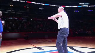 Clippers unveil their new Mascot | Nets vs Clippers | February 29, 2016 | NBA 2015-16 Season (FULL HD)