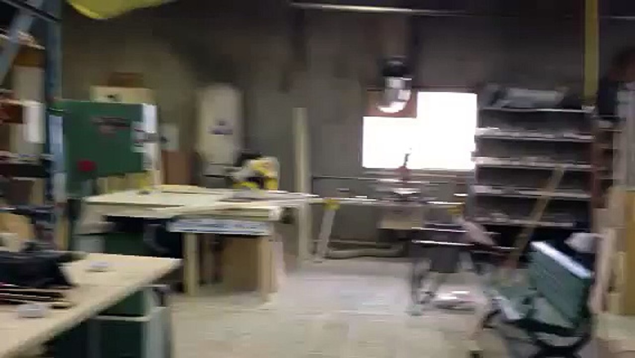 Gags Behind The Scenes - Sad Kangaroo Costume Test