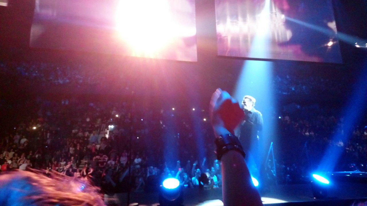 Muse Paris 2016 - Uprising