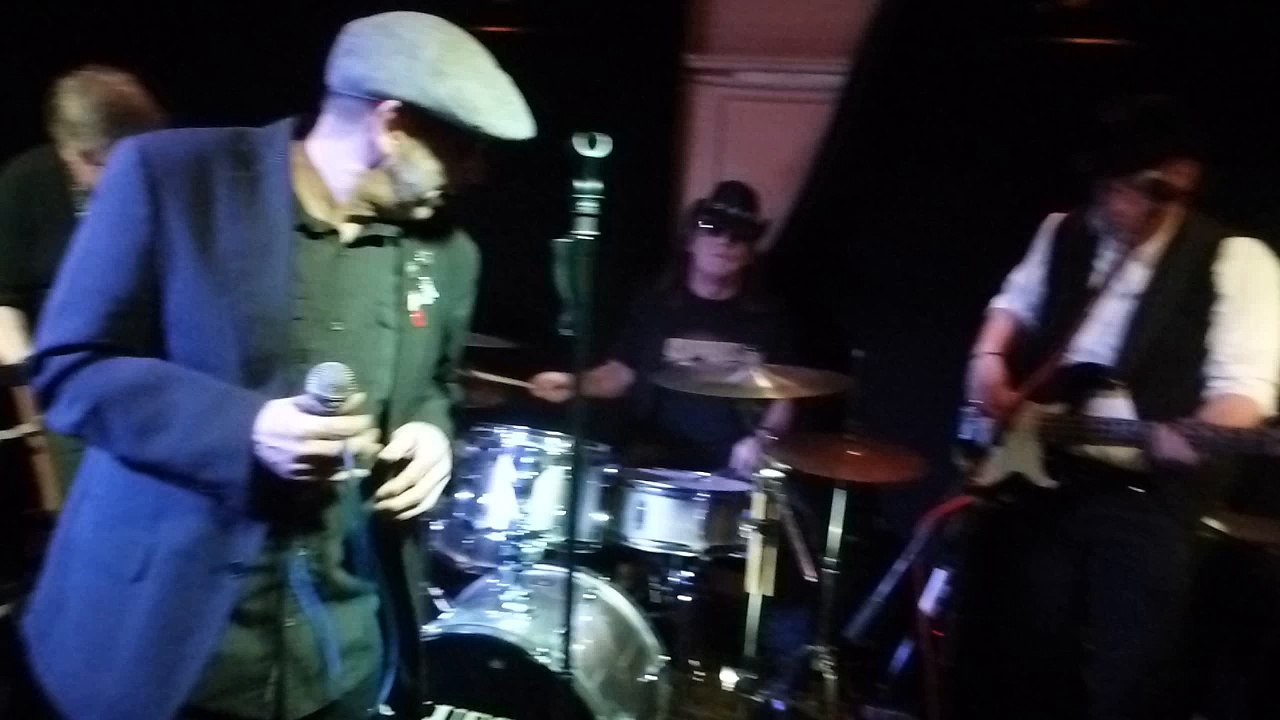 BLUES BUREAU - Help me