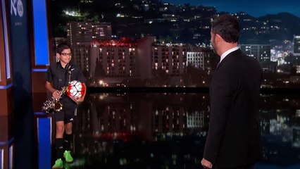 'Bu Devirde Ya Topçu Olacaksın Ya da Popçu' Sözünü Yanlış Anlayıp İkisini de Olmaya Çalışan Çocuk