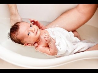 Chăm sóc bé yêu đúng cách | QTV