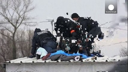 Fransa'nın 'vahşi ormanı' Calais göçmen kampında tahliyeler sürüyor