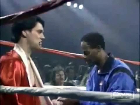 Джим Керри в роли Рокки Jim Carrey as Rocky