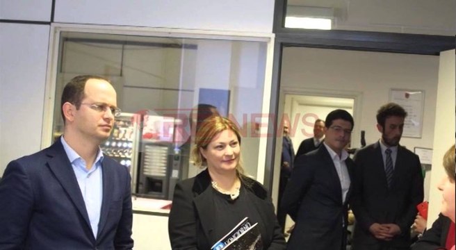 Çertifikata martese kundrejt ryshfetit? Konsullja: Nuk e mbaj mend rastin- Ora News