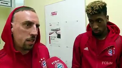 Quand Franck Ribéry traduit les propos de Kingsley Coman pour la chaîne du Bayern Munich