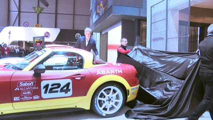 Abarth 124 Spider Live Al Salone di Ginevra 2016