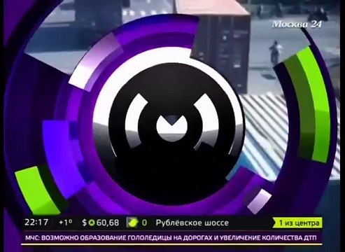 В Китае велосипедист попал под грузовик и остался невредим