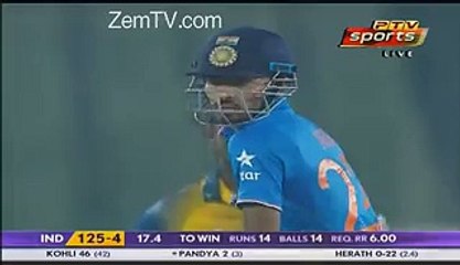 Virat Kohli Apny Hi Khilari Ko Galian Dety Howy Jb woh Ghalt Shot Khelty Out Hua