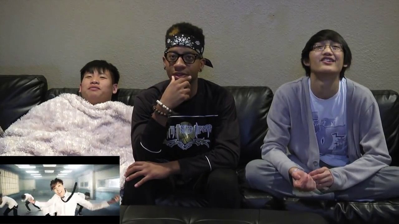 REACTION | BTS - Boy In Luv