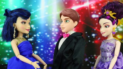 Video herunterladen: Mal and Ben Break Up after Descendants Evie & Wicked Ben are Boyfriend & Girlfriend. DisneyToysFan