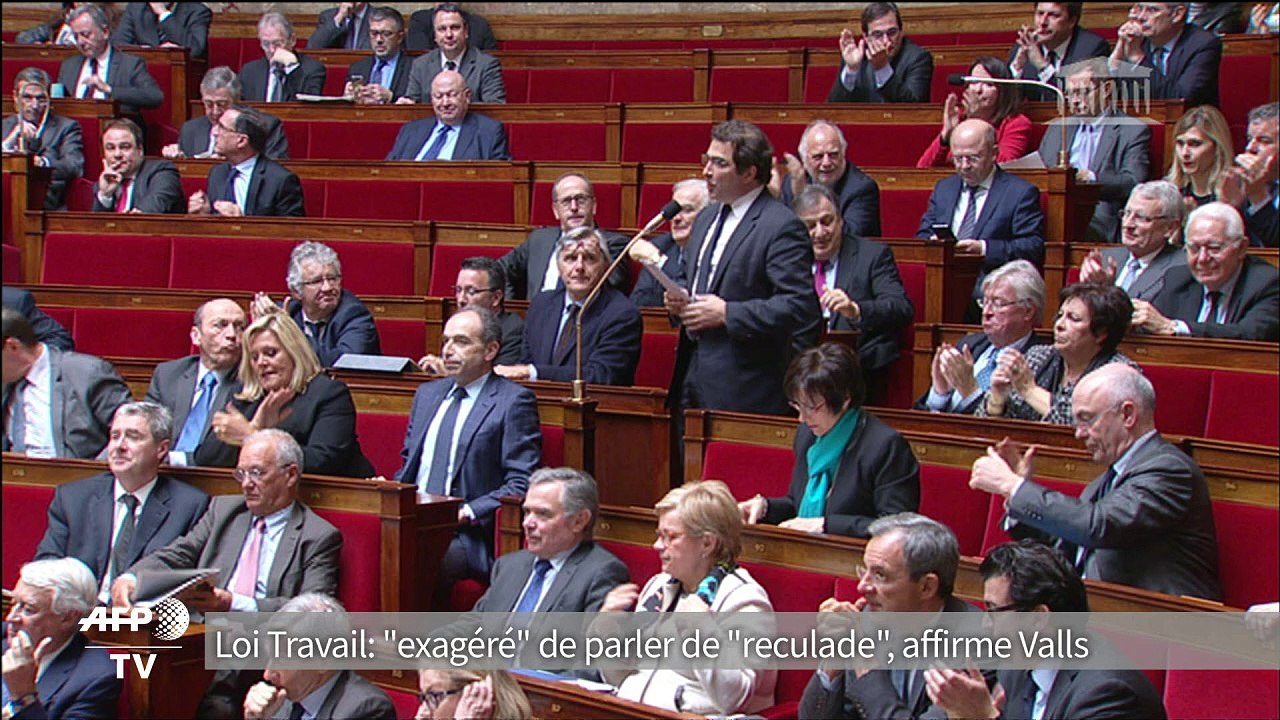 Loi Travail: "exagéré" de parler de "reculade", affirme Valls