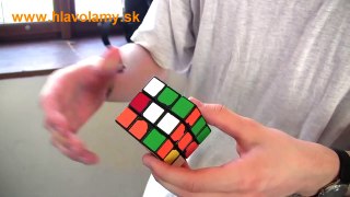 Skladanie Rubikovej kocky naslepo