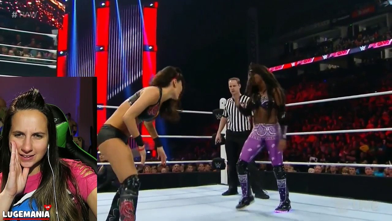 WWE Raw 2 29 16 Brie Bella vs Naomi