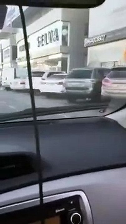 Welcome to Dubai! Nice, nice, nice... Wait, what?!