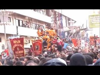 Black Nazarene procession winds its way at McArthur Bridge