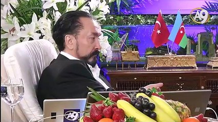 Kadın Allah’tan korkmayan, Allah’ı sevmeyen bir erkeği sevemez, çekinir.