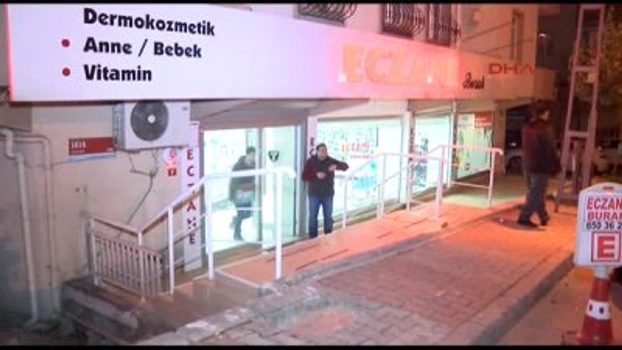 Sultangazi'de Nöbetçi Eczane Soygunu