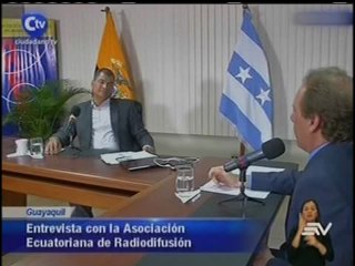 Correa anuncia posible extensión de las salvaguardias
