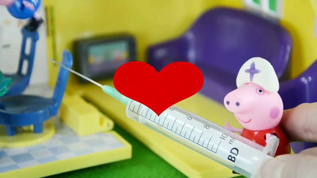 Свинка Пеппа ДОКТОР. УКОЛ для Джорджа. Мультик с игрушками на русском. Игры для девочек. Peppa Pig