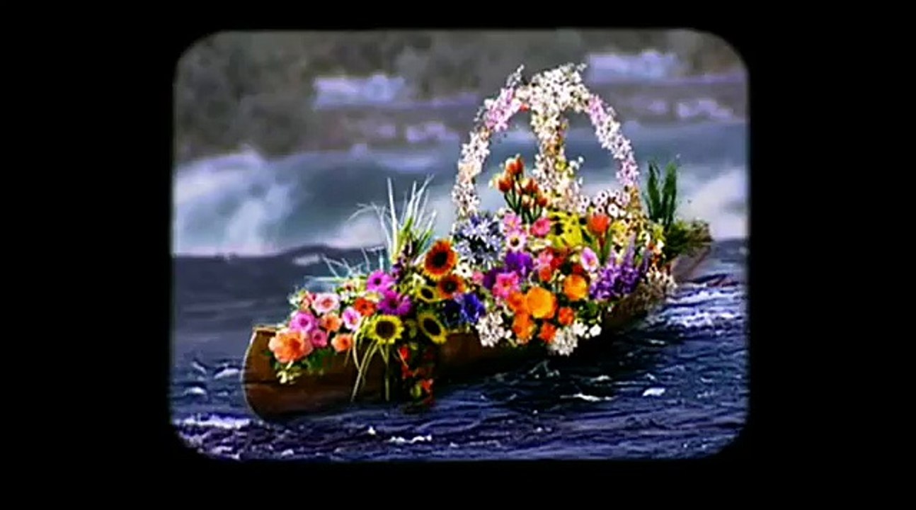 Wonderfalls S01E01 Wax Lion