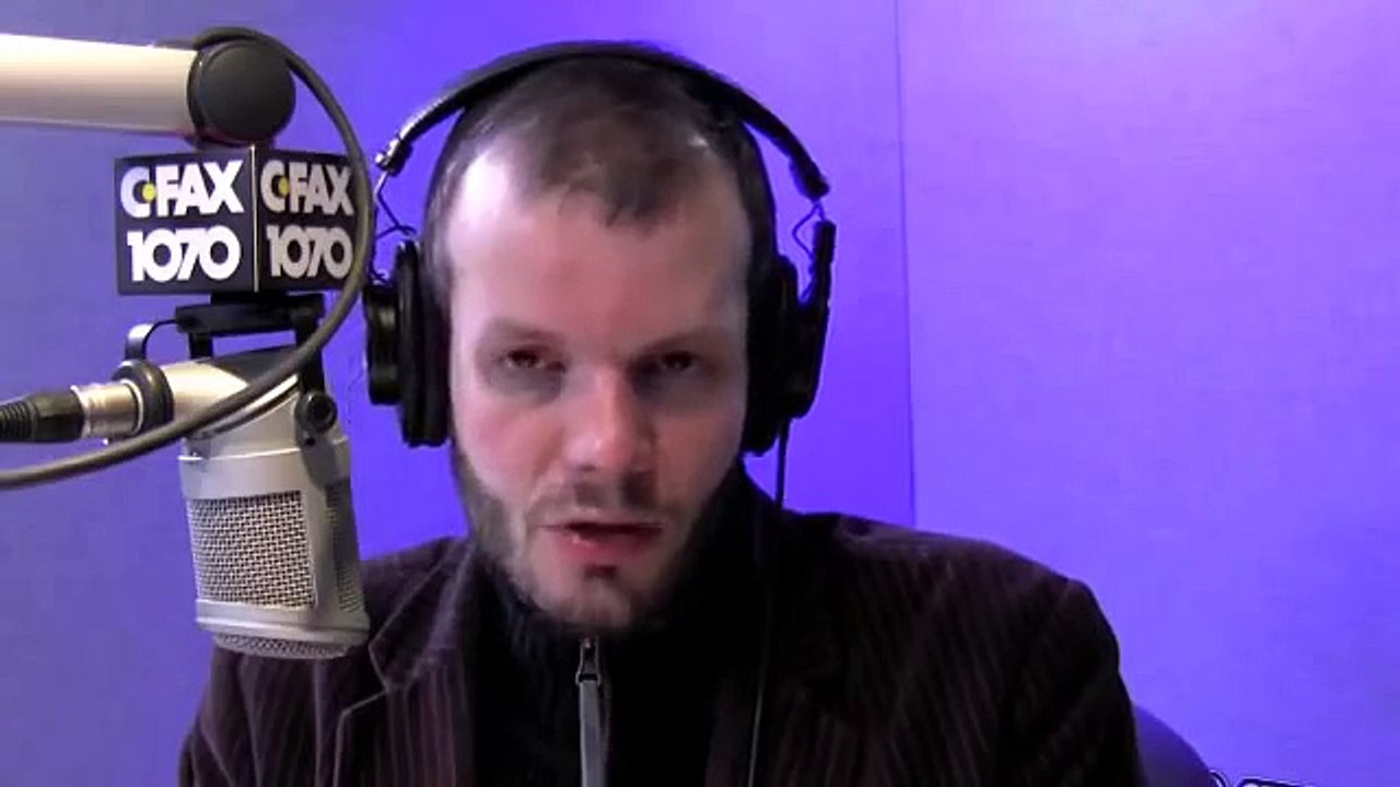 Holman: "I think there should be more listening in politics."