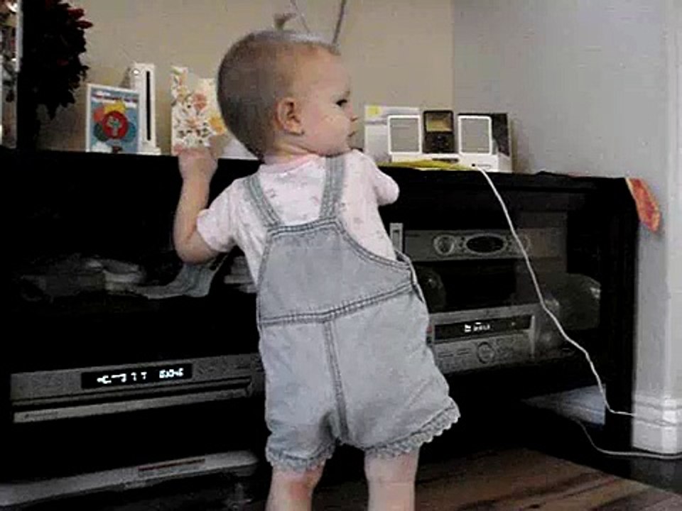 1 yr old dancing to mickey mouse hot dog