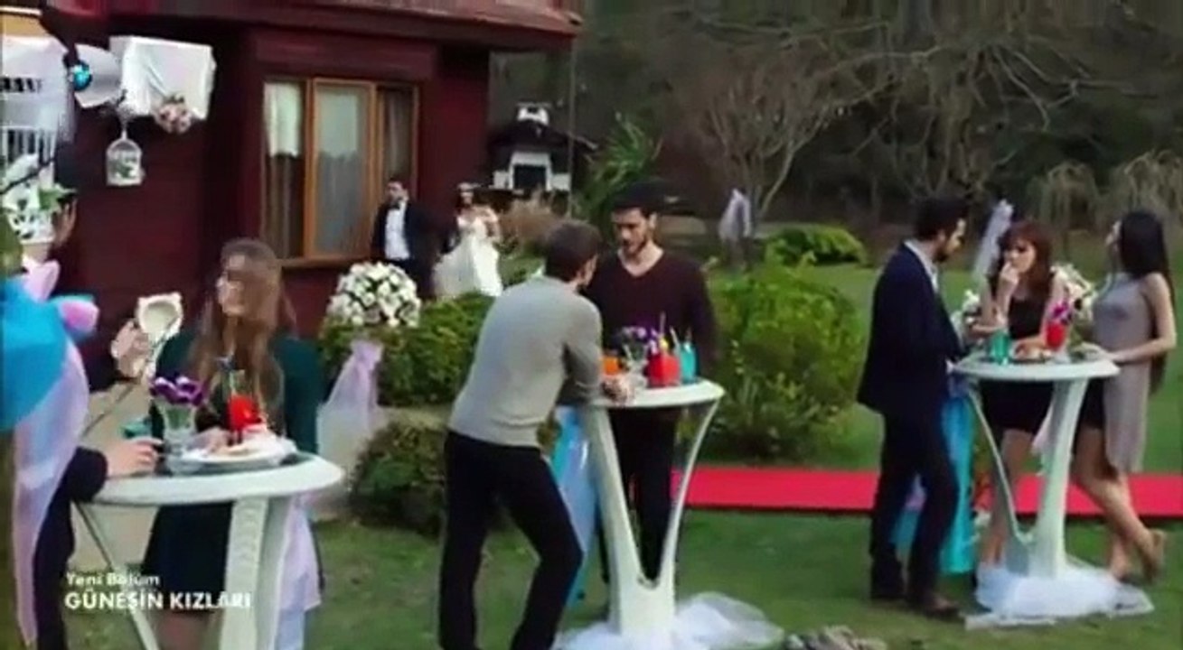 Güneşin Kızları 34.Bölüm Selin: Öpsene Karını Manyak.!!!