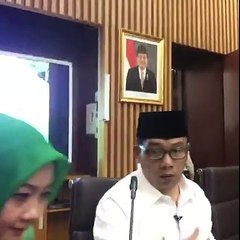Konfrensi Pers Pernyataan Ridwan Kamil Tidak Jadi Maju Pilkada DKI 2017