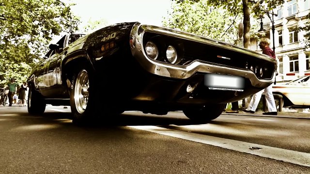 Plymouth GTX 440 LOUD SOUND RoadRunner V8