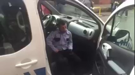 Köksal Baba Amir Babaya Çay Vermiyor Kenan -)