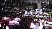 Potencia y lujo en la fiesta suiza del automóvil