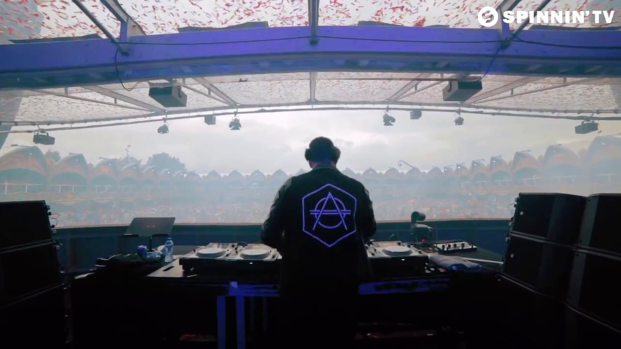 Tiësto & KSHMR feat. Vassy - Secrets (Don Diablo VIP mix)