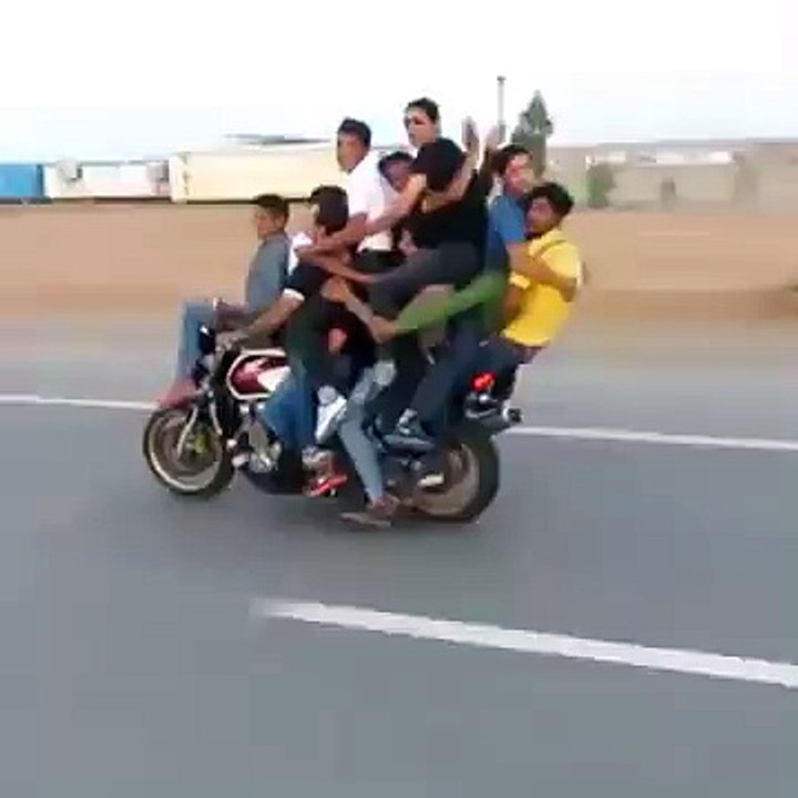 Motor cycle driven one 10 People, Amazing Bro