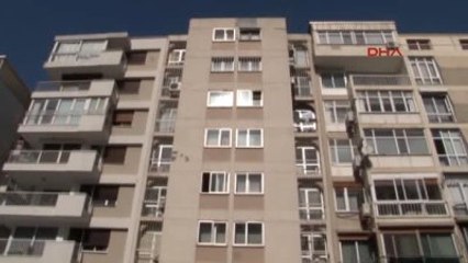 İzmir Sezen Aksu, Son Yolculuğuna Hazırlanan Annesinin Yanındaydı - Ek