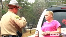 Deputy hands drivers $100 instead of tickets