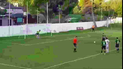 Este penalti indirecto a lo Messi arrasa por una risa diabólica