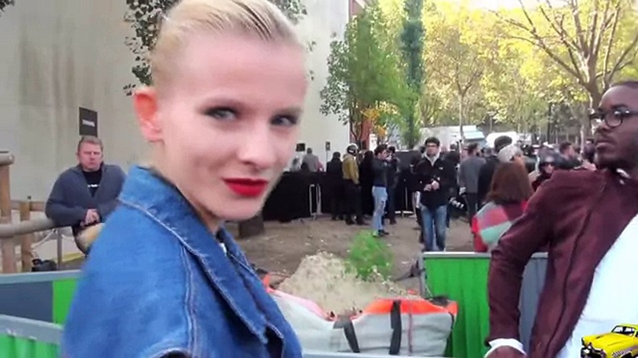 Fashion Week Paris 2015 2016 EXIT CELINE