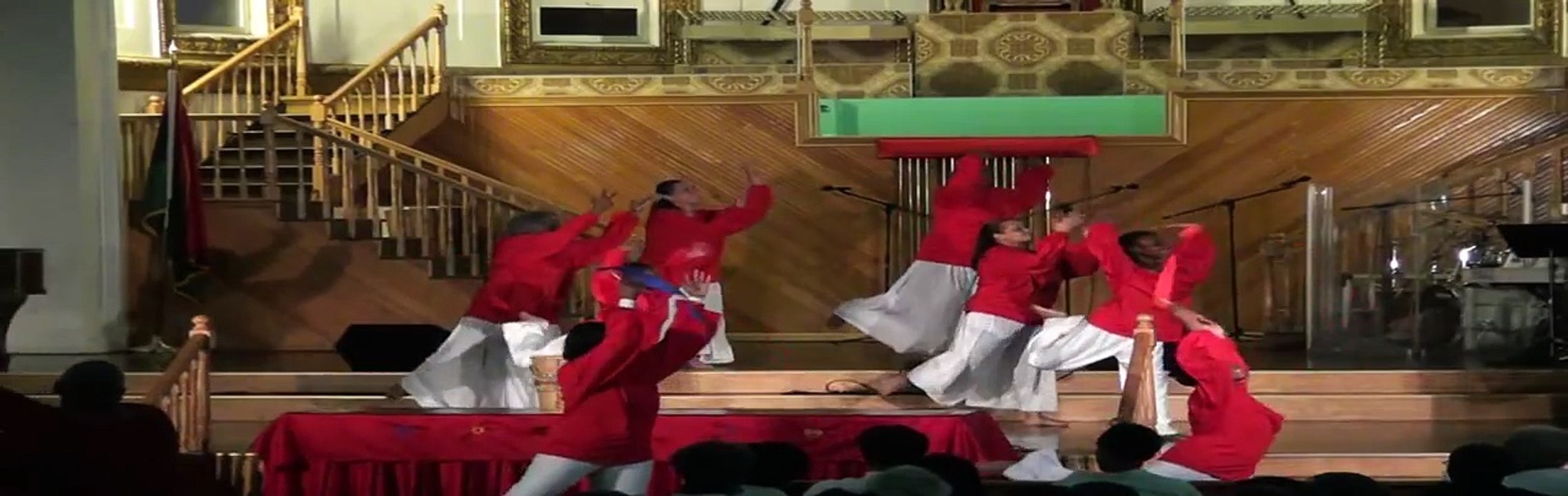 Sims Praise Dance -- Glorious