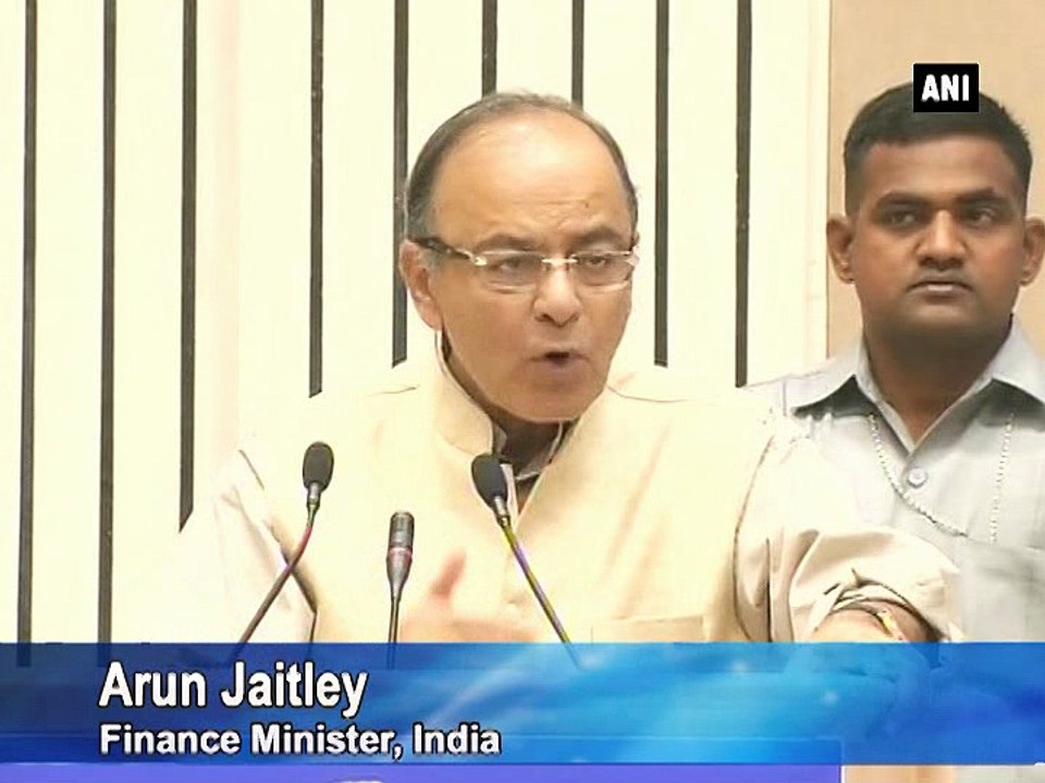 FM Jaitley addresses traders in Delhi