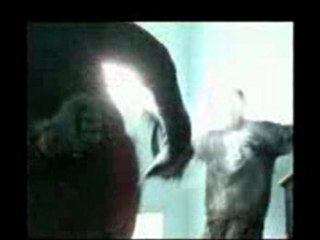 baston violente en cité