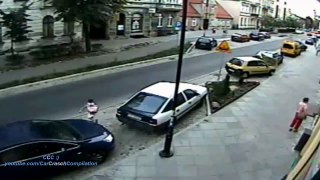 stupide kid vs cycliste accident - 2016