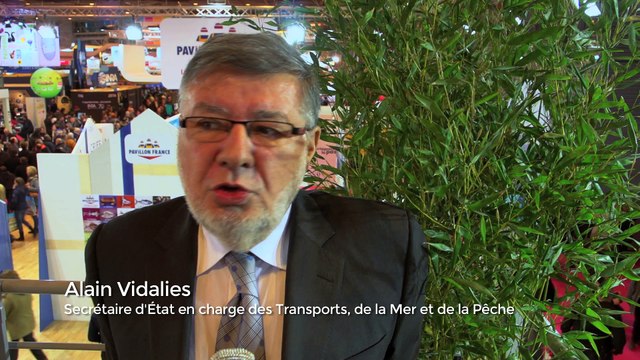Au Salon de l’Agriculture, Alain Vidalies rencontre les professionnels des filières de la pêche et de l’aquaculture