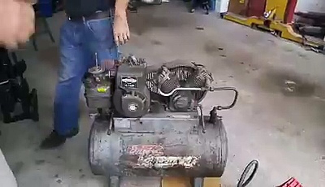 Chris McGonigle 4 hp Briggs and Stratton motor and 5 gallon
