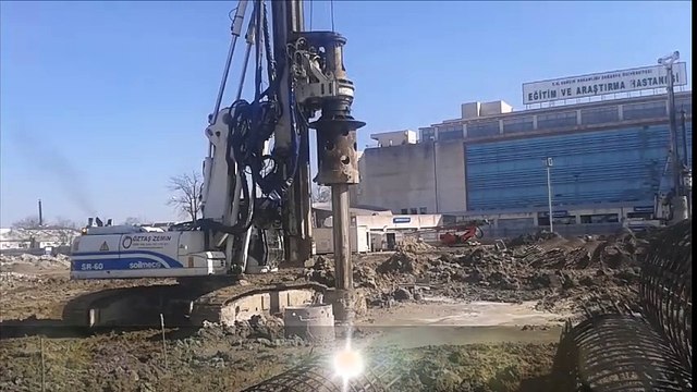 Erke Group, Soilmec SR-60 Forekazık Makinesi, Adapazarı Araştırma Hastahanesi İnşaatı, Sakarya, erkegroup.com
